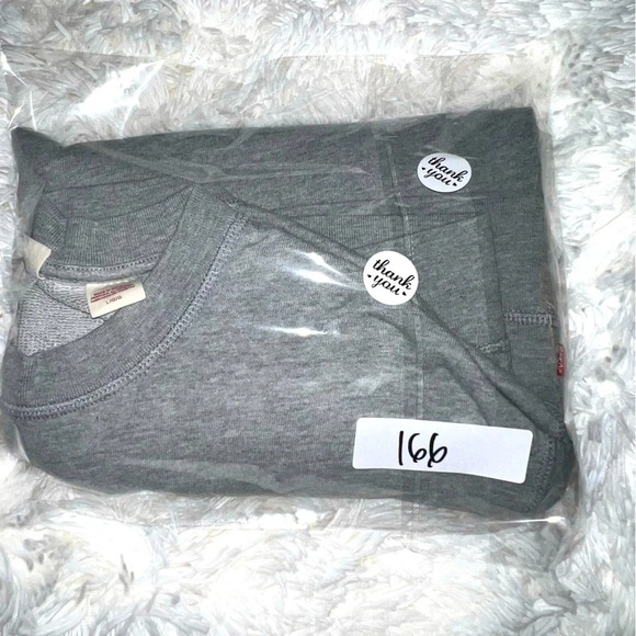 Levi’s Oversized Crewneck Sweatshirt, Heather Gray, Size Large - Picture 10 of 10